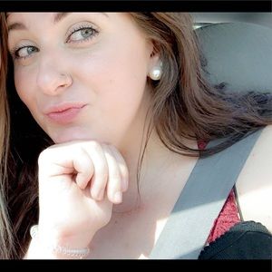 Meet your Posher, Kelli